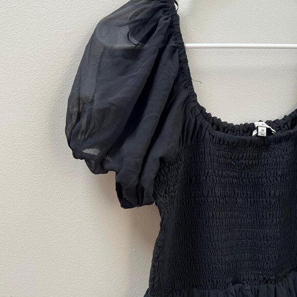 Black Smocked Puff Sleeve Maxi Dress โ Flowy & Feminine - Picture 3 of 6